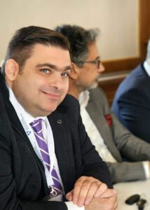 Γιάννης Βουτσινάς