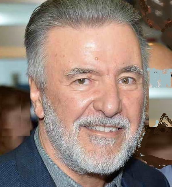 ΠΟΥΤΣΕΛΑΣ ΓΙΩΡΓΟΣ ΦΩΤΟΓΡΑΦΙΑ ΓΙΑ ΒΙΟΓΡΑΦΙΚΟ